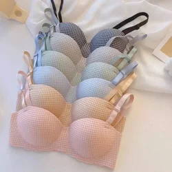 One-piece Seamless Bra for Girls Women's Small Boobs Smooth Plaid Push-up Without Underwire Half Cup Bra Cover Active Bra