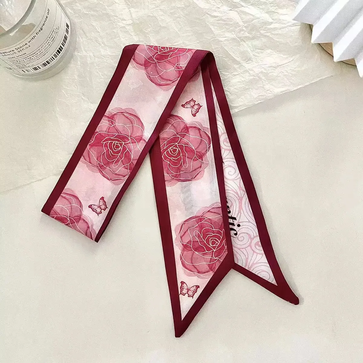 

Versatile Narrow Scarf Fashionable Headband for Women Floral Print Tie-Up Bag Gift-Ready Mini Scarf