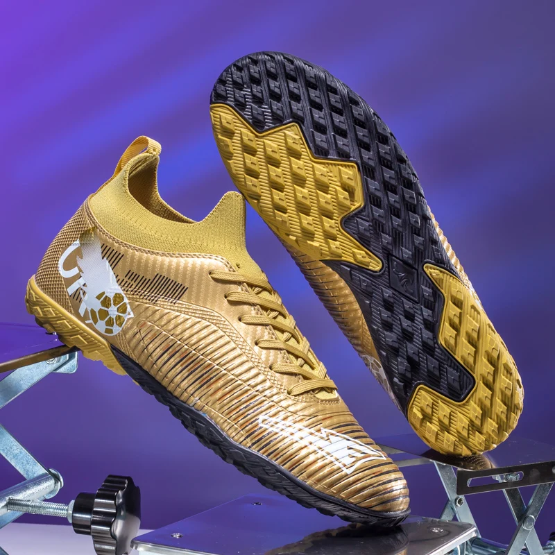 

Новые мужские футбольные бутсы: дышащие, для игры на траве, тренировочные, с длинными шипами, для зала, ультралегкие, прямая поставка