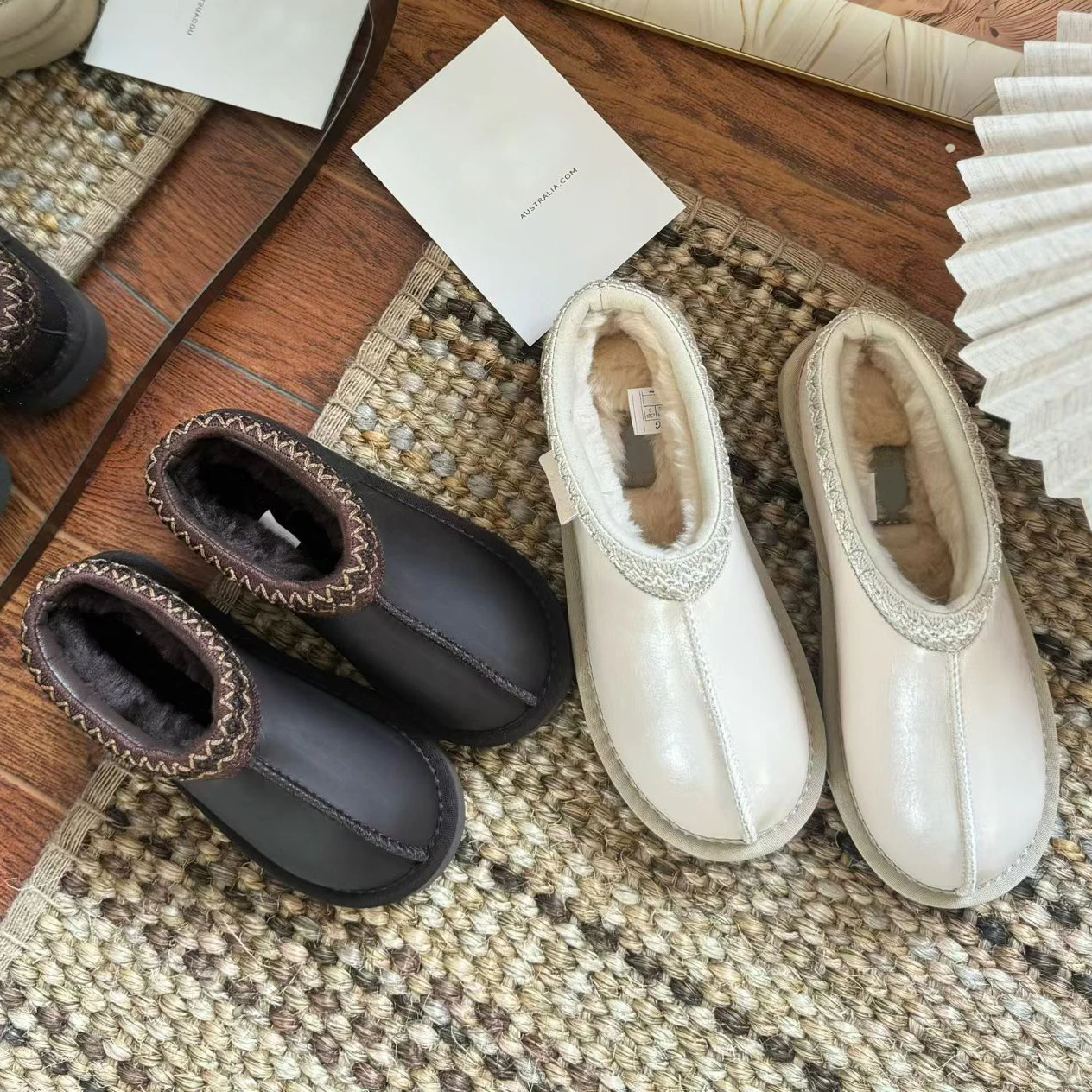 

Новые осенние и зимние детские повседневные зимние ботинки и ленивая меховая обувь водонепроницаемыми и теплыми. ‮ seziS uggS