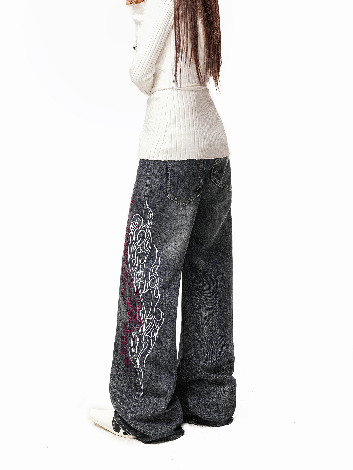 아리엘링크 아메리칸 레트로 사이드 자수 토템 여성 스트레이트 루즈 와이드 레그 진 캐주얼 로우 웨이스트 프린트 미디엄 소프트 원단