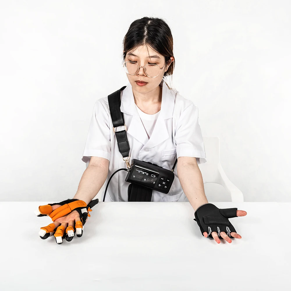 New portable FR03 hand Rehabilitation Finger Therapy Robot Gloves Hemiplegia Smart Hand Finger Training Stroke Robot Glove