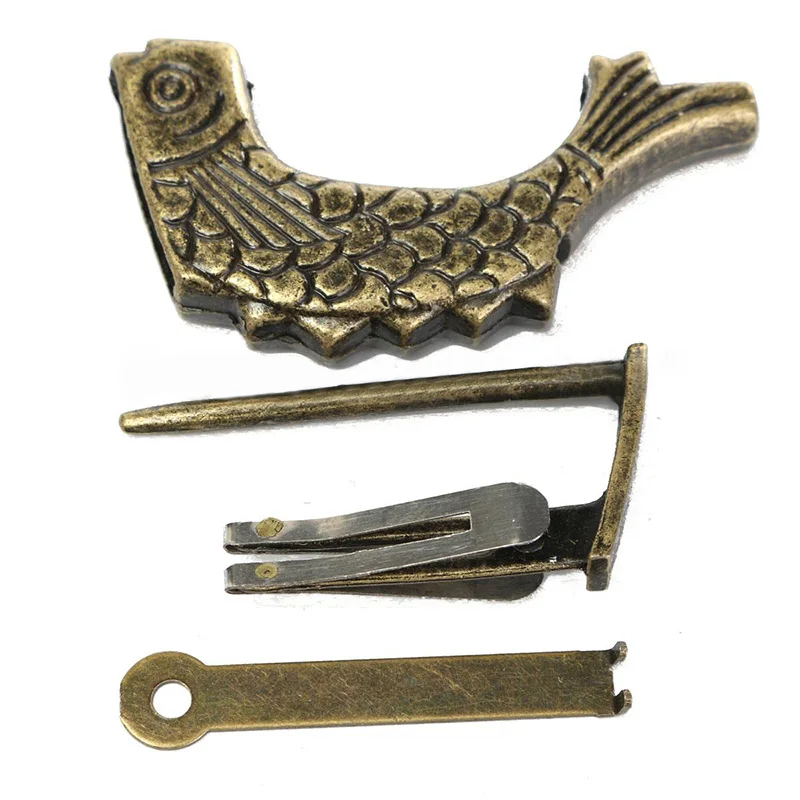 Retro Chinese Mini Fish Lock with Key Antique Collectibles Jewelry Box Lock