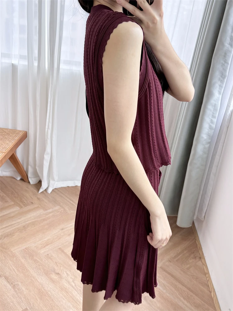 2 piece set Hollow out set round neck slim fit sleeveless short knitted vest top+pleated skirt S with letter buttons at home