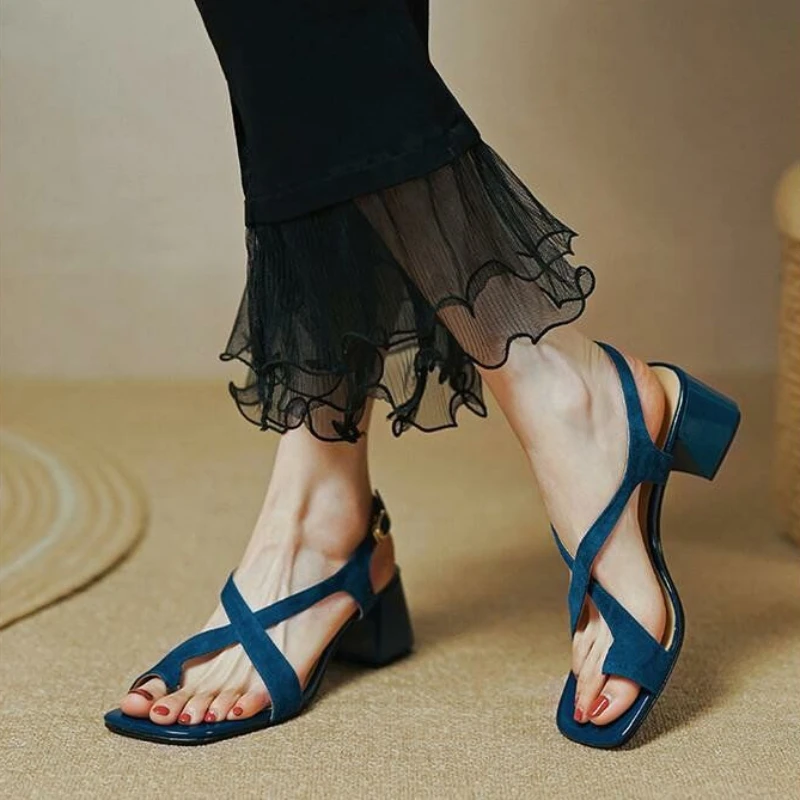 Footwear Square Heels Women\'s Shoes Beach Sandals for Woman One Word Summer 2024 Blue Medium New Breathable Fashion Vip Sale F H