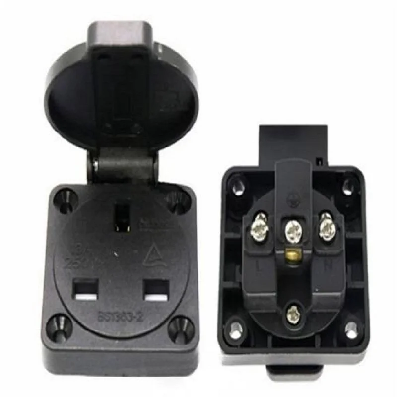 ManHua Waterproof UK Plug Socket Industrial Electrical Power