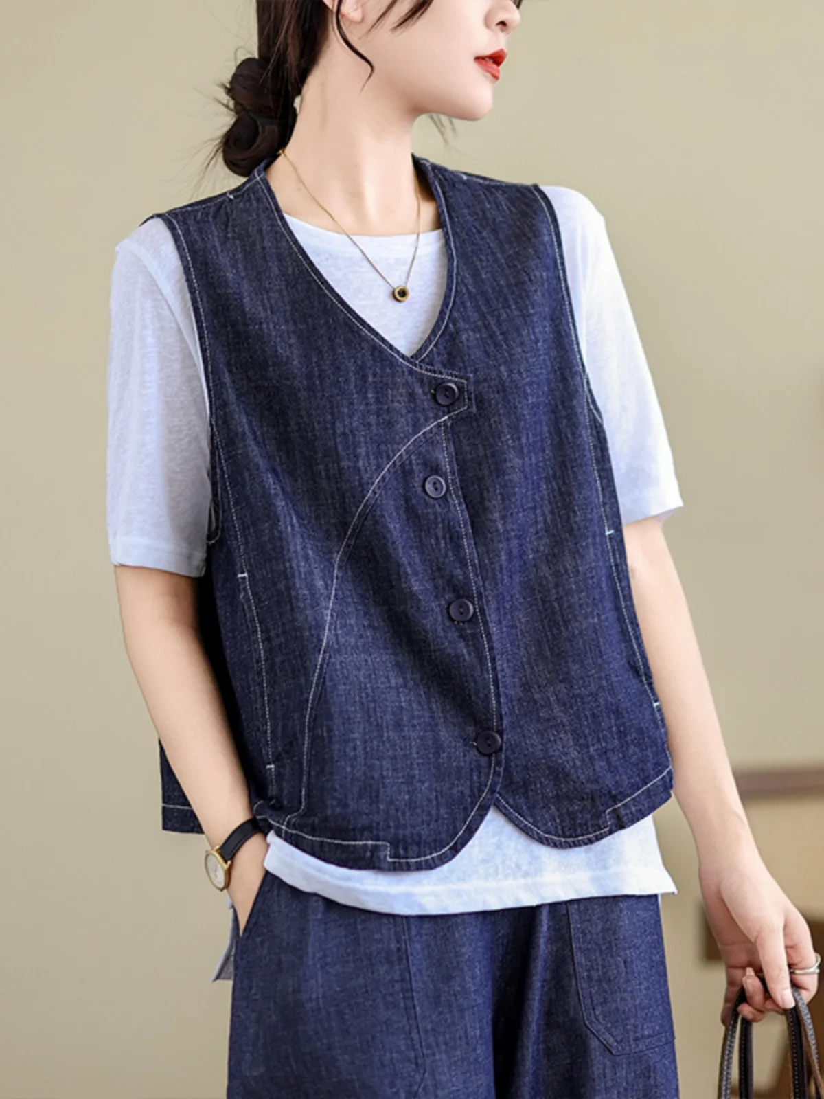 

Women's Summer New Artistic Retro Casual Comfortable Pure Color Denim Vest Jaet Loose Fit Commute Sle No Sve Button Cl...