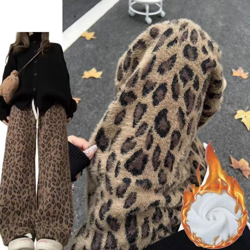 

2025 Autumn Winter Women's Leopard Print Wide Leg Pants Fleece Lined Warm Street Casual Vintage Loose Trousers Comfortable Pants