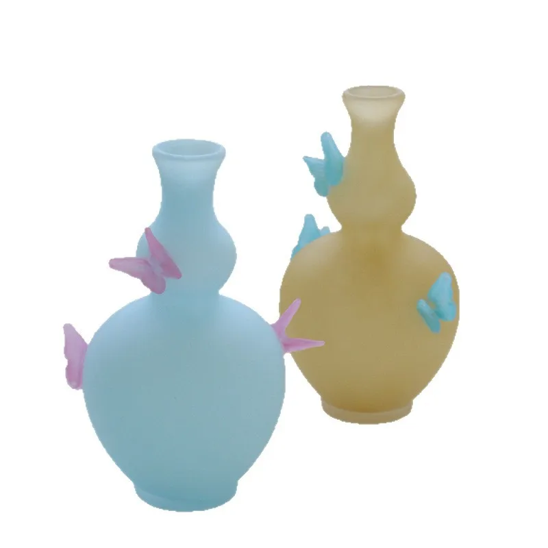 Relief Butterfly Glass Vase Gourd-shaped Flower Vase Flower Arrangement Accessories Hand-simulated Butterfly Terrarium Flowerpot