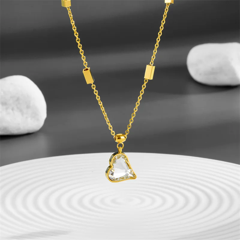 Fashion Crystal Heart Stainless Steel Necklace 18K Gold Plated Waterproof Non-Tarnish Jewelry for Women Girlfriend Mother Sister