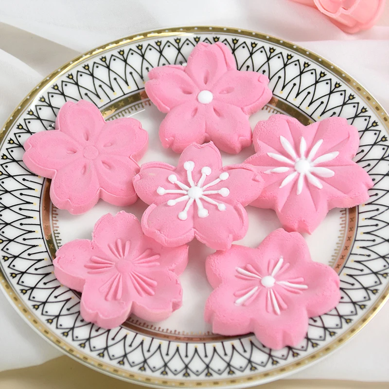 5pcs Sakura Flower Cookie Mold Plastic Cherry Blossom Biscuit Cutters Mold DIY Fondant Cake Decoration Mould Kitchen Baking Tool