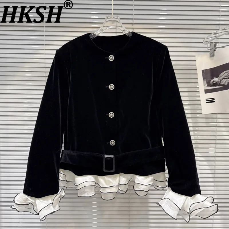 

HKSH Winter New Women Puffer Jackets O-neck Single Breasted Velet Patchwork Ruffled Hem Color Block Belt Short Down Coat HK15652