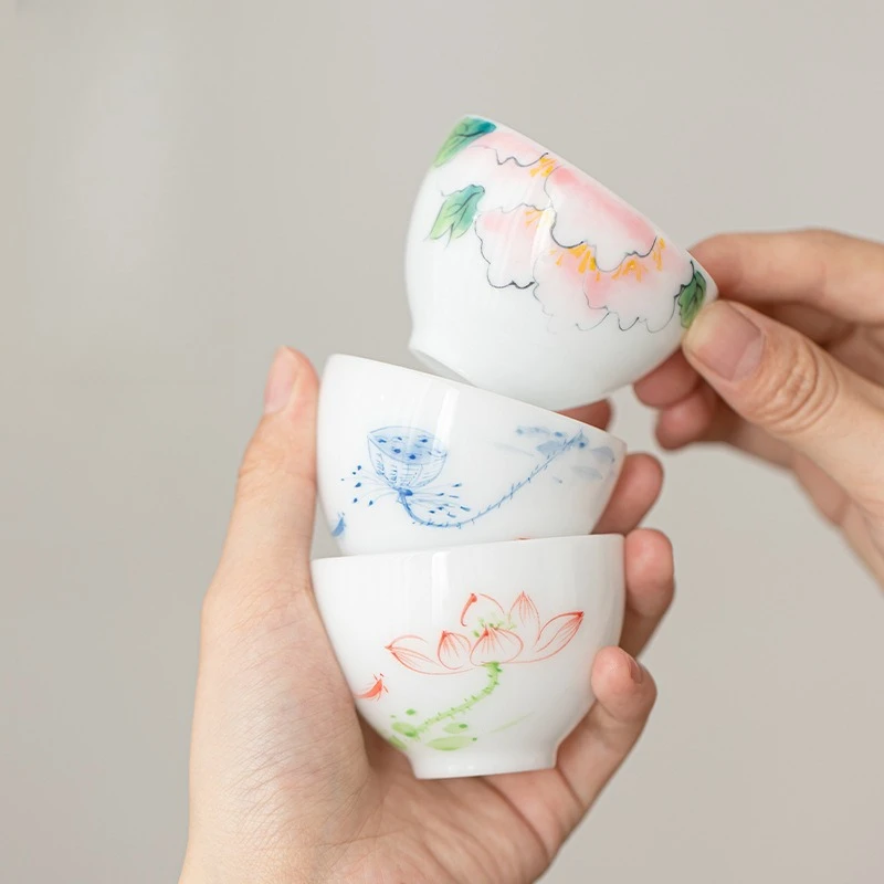Taza de té pintada a mano de porcelana de Jade de hielo, taza maestra de degustación de té, taza individual de rima de flores hecha a mano, taza de té de Kung Fu para el hogar y la Oficina