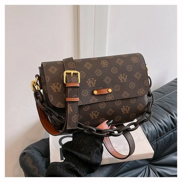 

Модная сумка-тоут на плечо, лаконичный дизайн с регулируемым ремнем, мягкая на ощупь, с полированными деталями, новинка 2026 года