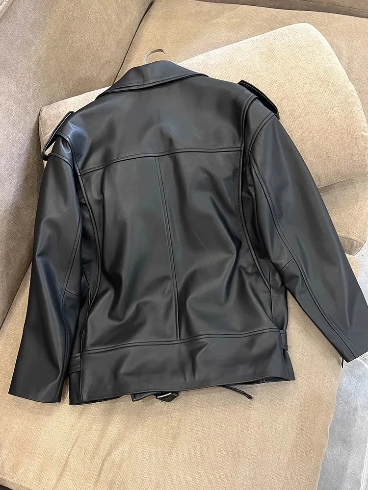 Chaqueta de cuero genuino de longitud media para mujer, abrigos de piel de oveja para motocicleta, tendencia de alta gama, otoño e invierno, 2024