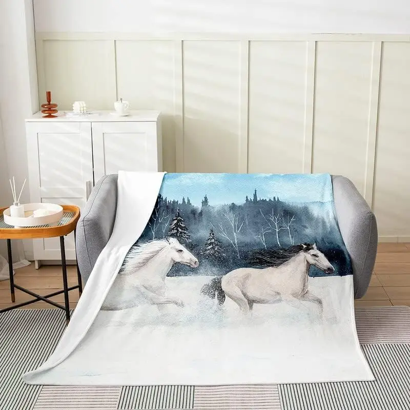 Horse Plush Throw Blanket, Galloping Horse All Season,Bed Blanket Cute Animal Decor Flannel Fleece Blanket Modern Art