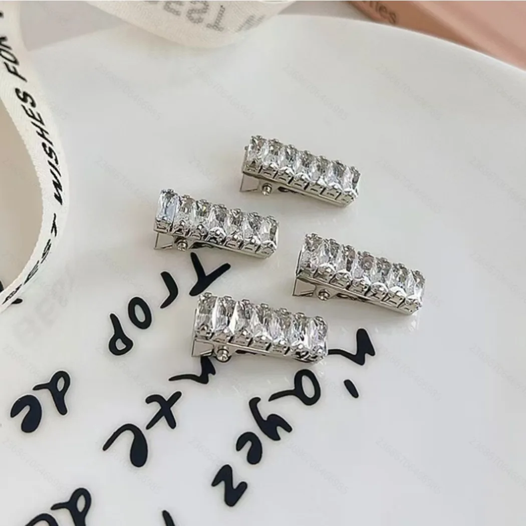 2pcs Sparkling Small Hair Clips, Forehead Hair Clips, Sweet Bangs Clips, Braided Hair Accessory Small Clips - Detail 1