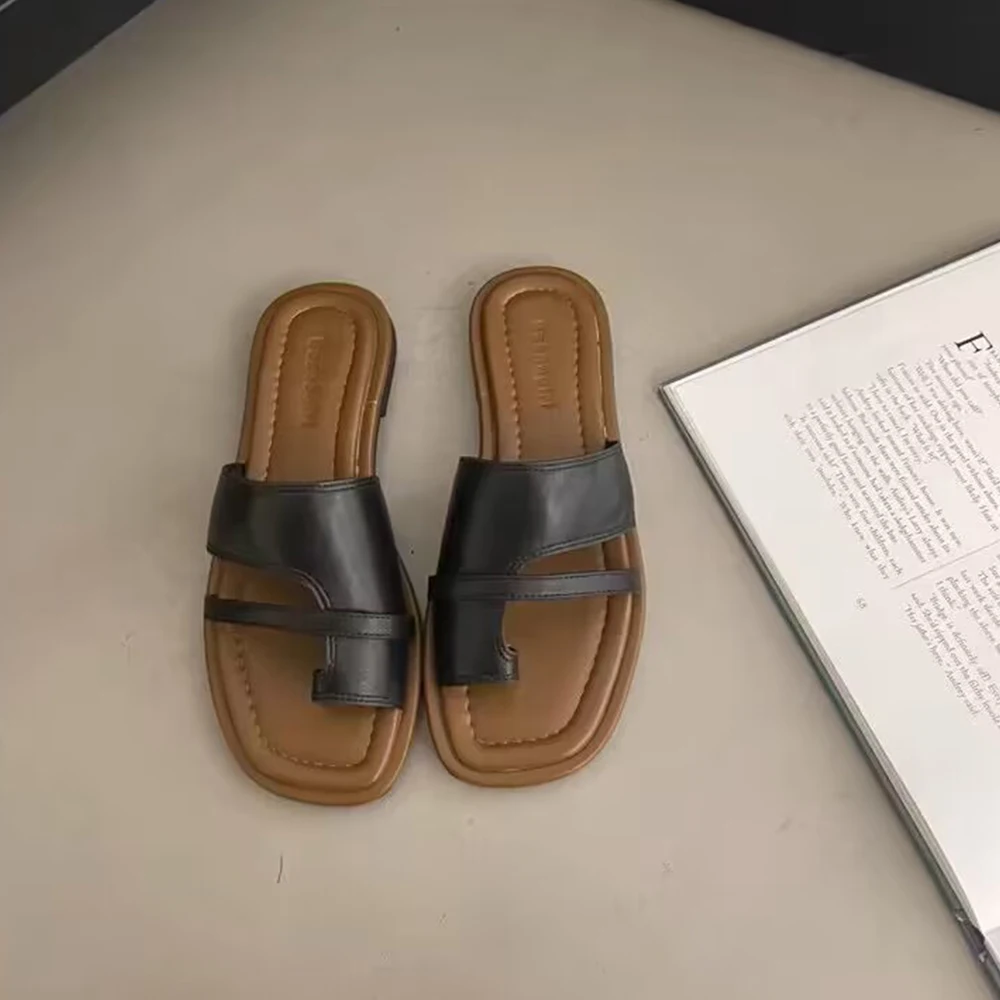 2024 Hot Summer Leisure Slides Plus Size Classics Low Heel Slippers Women Black White Beach Flats Sandals Flip Flops Women Shoes