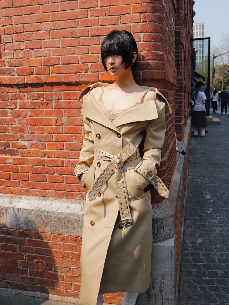 

Длинное пальто с открытыми плечами, приталенное, с двубортным ретро-воротником, для женщин, элегантное, осенне-зимняя верхняя одежда