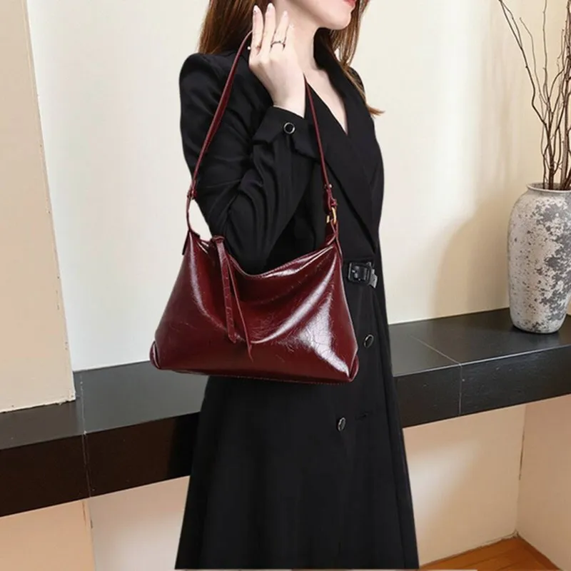 

Laid-ba Sle Single oulder Bag Underarm Bag Large Capaci Slant Cross Fem Model New Faion Genuine Leather Bag
