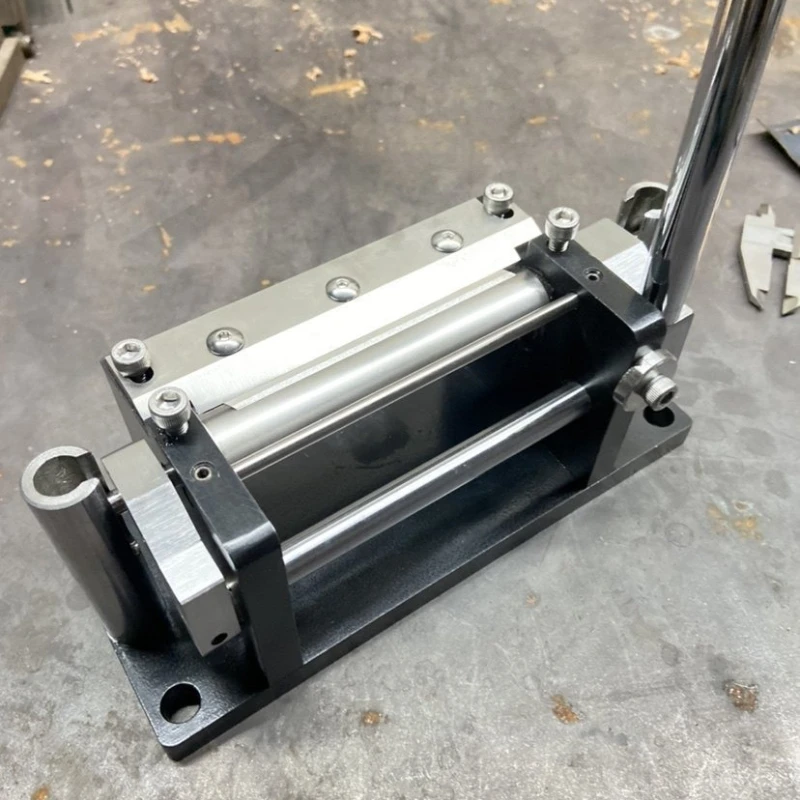 Manual thinning machine, vegetable tanned leather peeling machine, shovel machine
