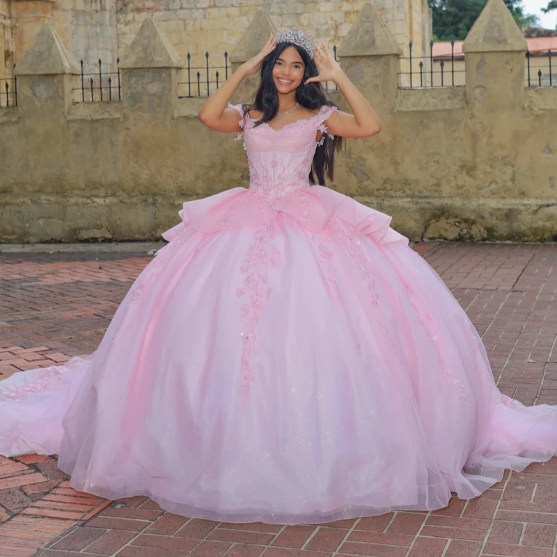 

Pink Shiny Ball Gown Quinceanera Dresses Applique Lace Beading Crystal Bow Tull Corset Off Shoulder Sweet 16 Dress vestidos 15