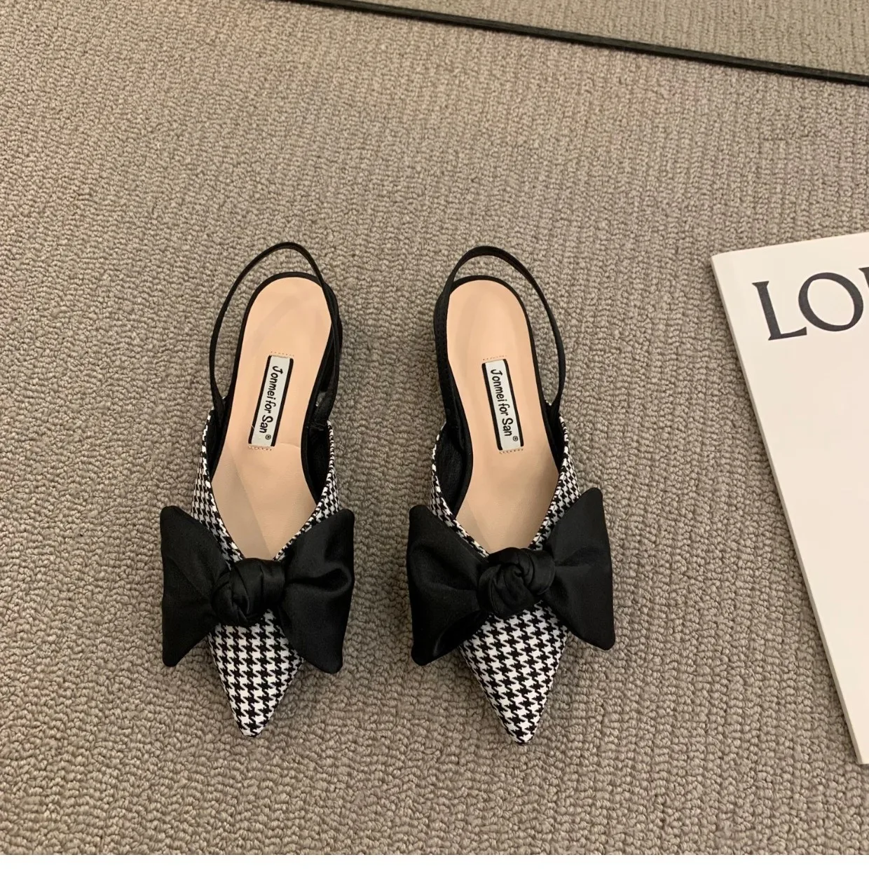 Sandals Elastic Band 2024 Women\'s Female Shoe Clear Heels Slip-on New Girls Closed Pointed Summer Spring  Fashion Retro Low Beig