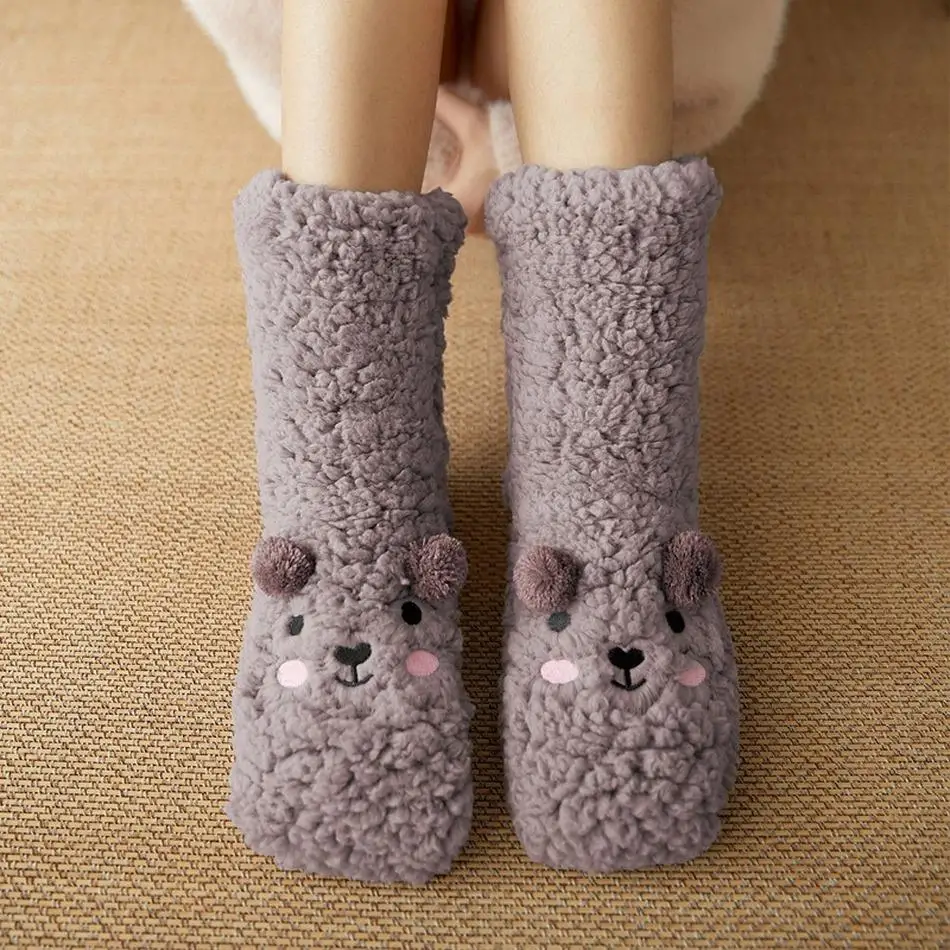 Floor Socks Autumn and Winter Velvet Coral Fleece Socks Sleep Home Slippers Snow Socks Confinement Bear Carpet Socks