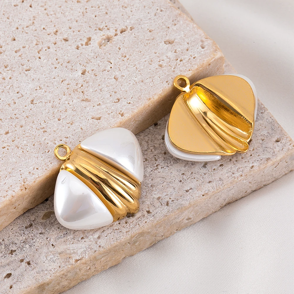 

2pcs 304 Stainless Steel Inlaid With ABS Pearl Pendant For DIY Niche Statement Necklace Earrings Jewelry Findings And Materials