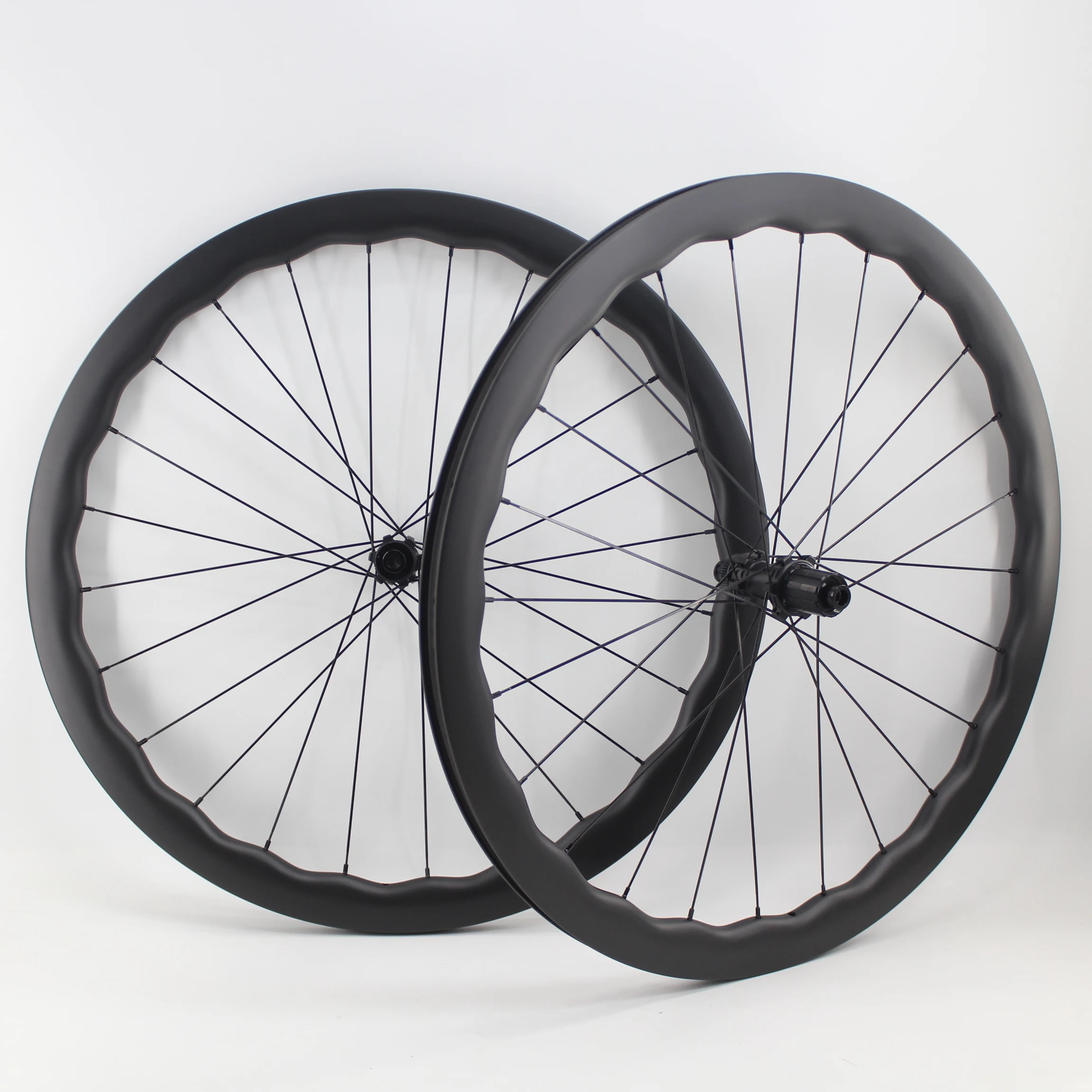 

New 700C 4045 wave Road Bike UD Full Carbon Fibre Bicycle Thru Axle Center lock Disc brake Wheelset clincher tubeless rims 25mm