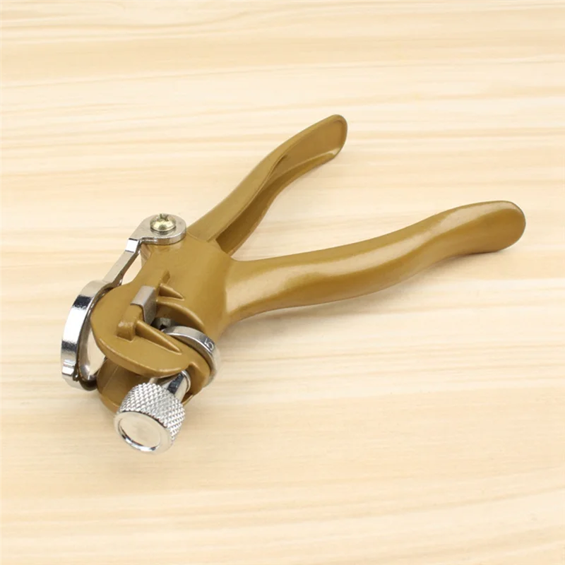 

AC88-1 Piece Portable Sawing Pliers Woodworking Hand Tools Saw Blade Puller Zinc Alloy + Alloy Steel