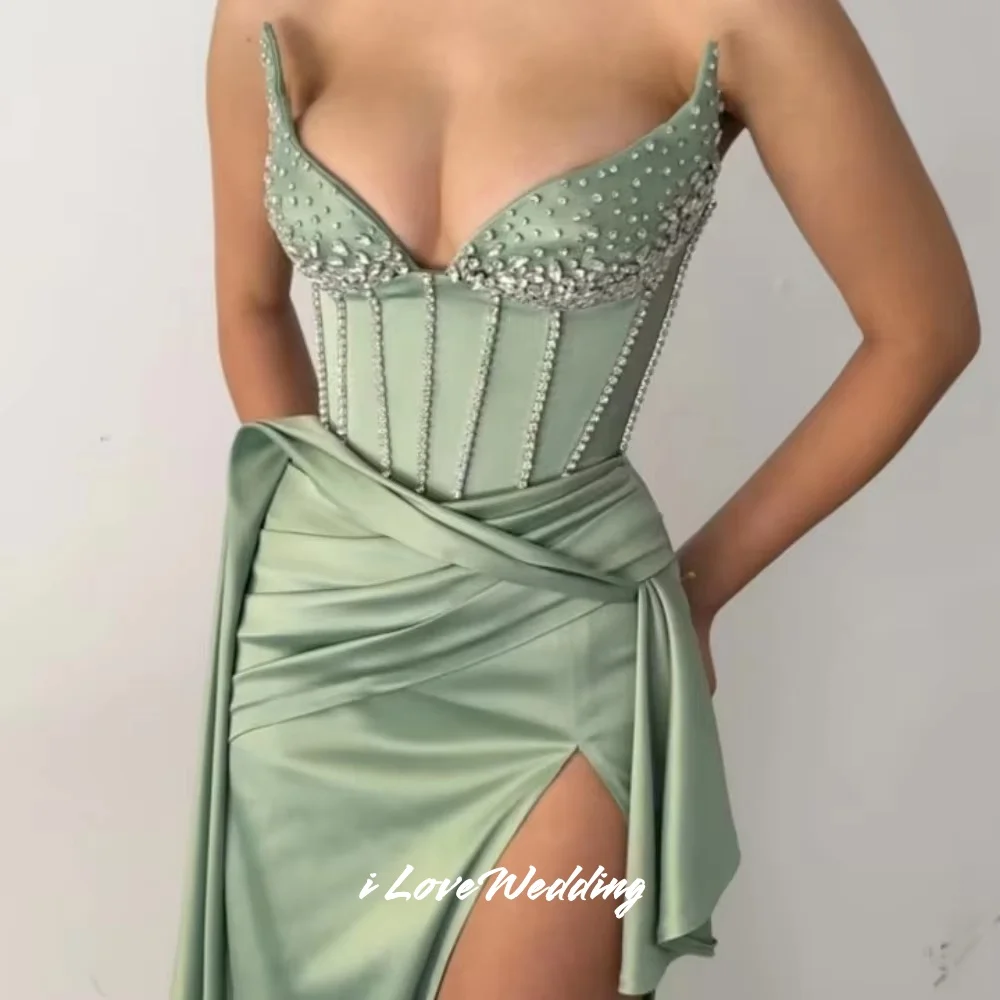 Verde com decote em v vestidos de noite 2025 cetim sem mangas cristal sereia split plissado até o chão vestido de baile vestidos de festa personalizar
