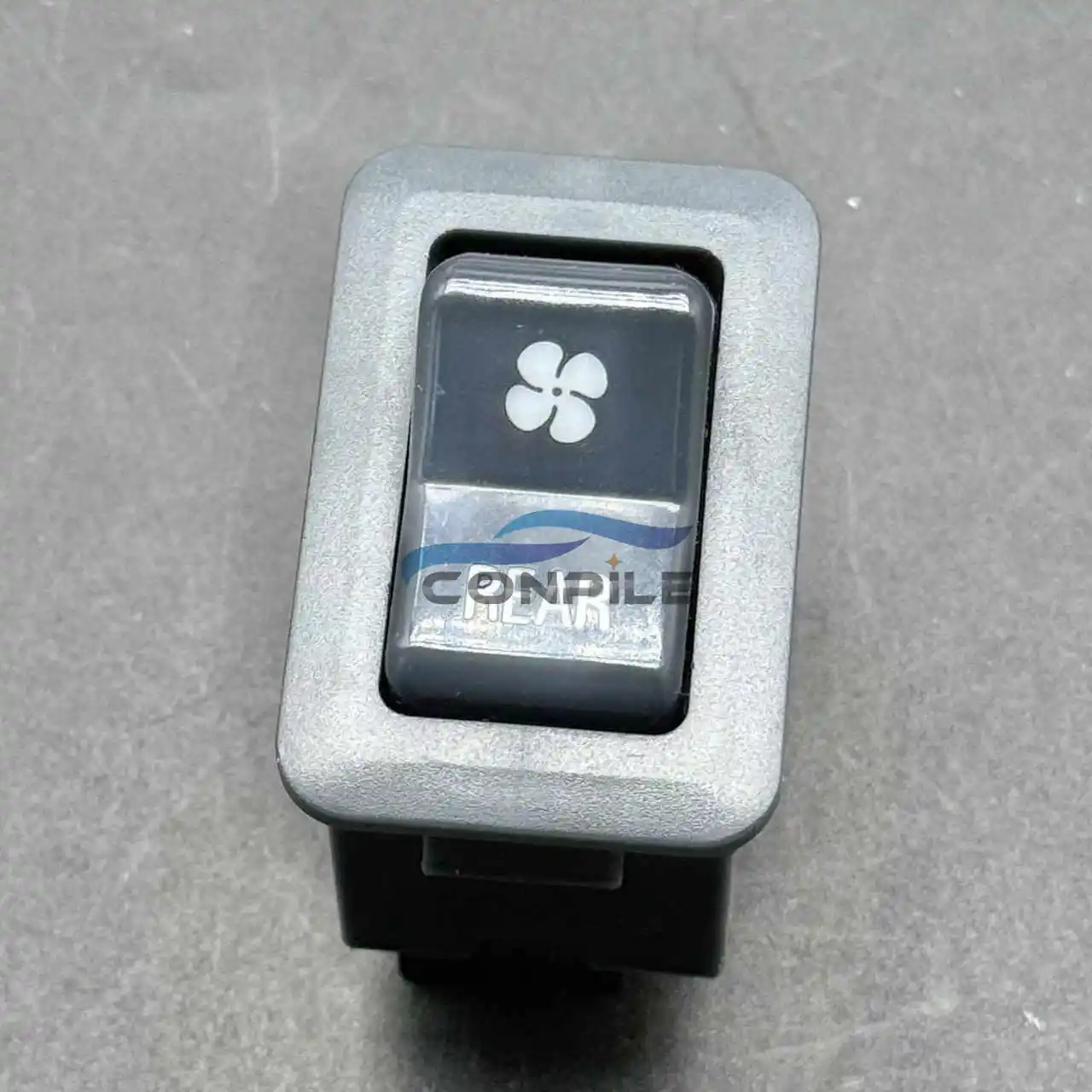 لميتسوبيشي باجيرو V31 V33 V43 مفتاح منفاخ الهواء الدافئ الخلفي