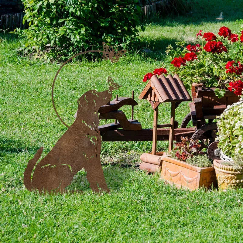 Decoración al aire libre de Metal oxidado para perros, estacas rústicas de jardín para cachorros con diseño de mariposa, arte de patio de Metal duradero para jardines, 1 ud.