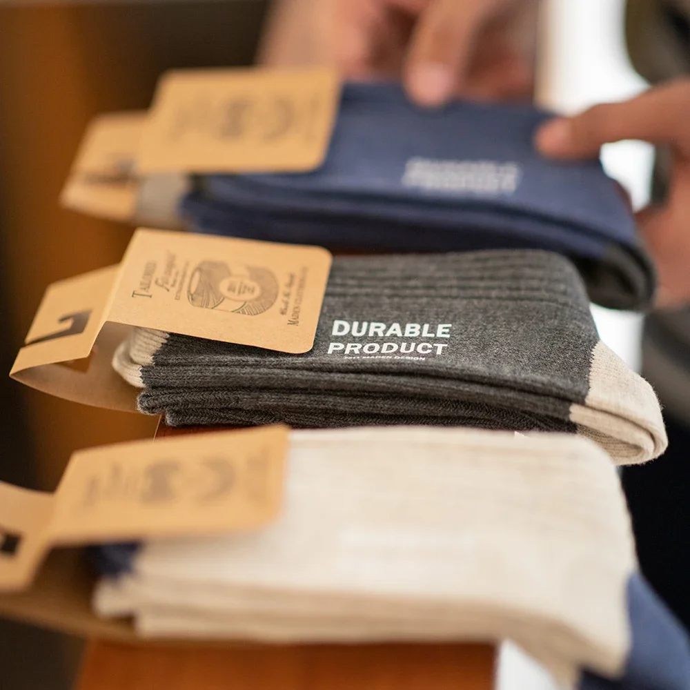 Maden الرجال تنفس 3 أزواج الجوارب عارضة المتناقضة اللون محبوك منتصف العجل الجوارب ثلاثة ألوان حفرة سميكة الدافئة خط طويل الجوارب