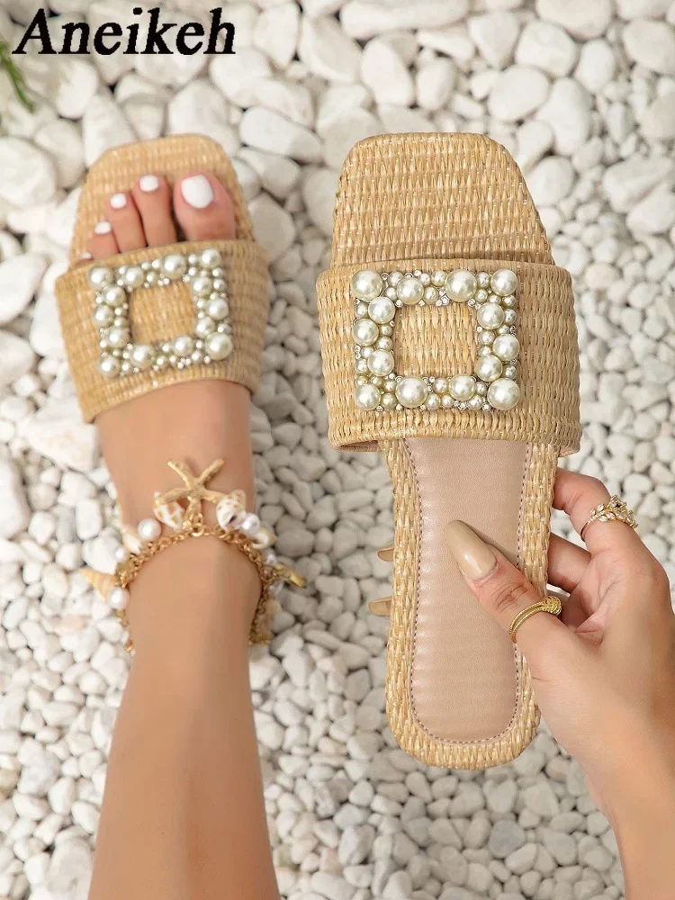 Aneikeh 2024 Summer Fashion Glitter Bright Diamond Flat Bottom Women Slippers Crystal Sandals Comfortable Beach Slides Shoes