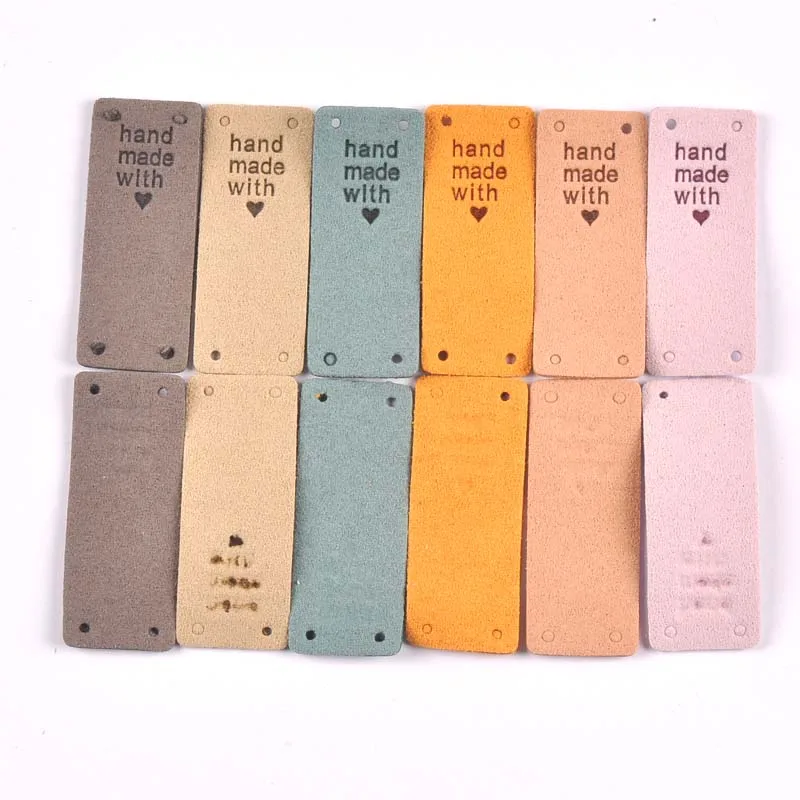 20Pcs 2x5cm PU Cloth Handmade With Love Embossed Tags DIY Flag Label For Garment Sewing Accessories cp3430