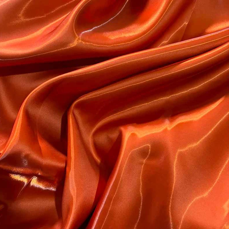 Nowa luksusowa błyszcząca satyna w płynie metaliczna tkanina jednokolorowa kryształowa satyna jedwabna prezent ślubny odzież projektant tkaniny tekstylne