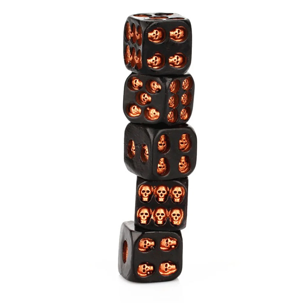5-teiliges Harz-Totenkopf-Würfelset, 6-seitige Würfel mit geschnitzten Totenkopf-Motiven, D6-Würfel für Bar-Party-Spiele, Halloween-Dekoration, Geschenk – Detail 6