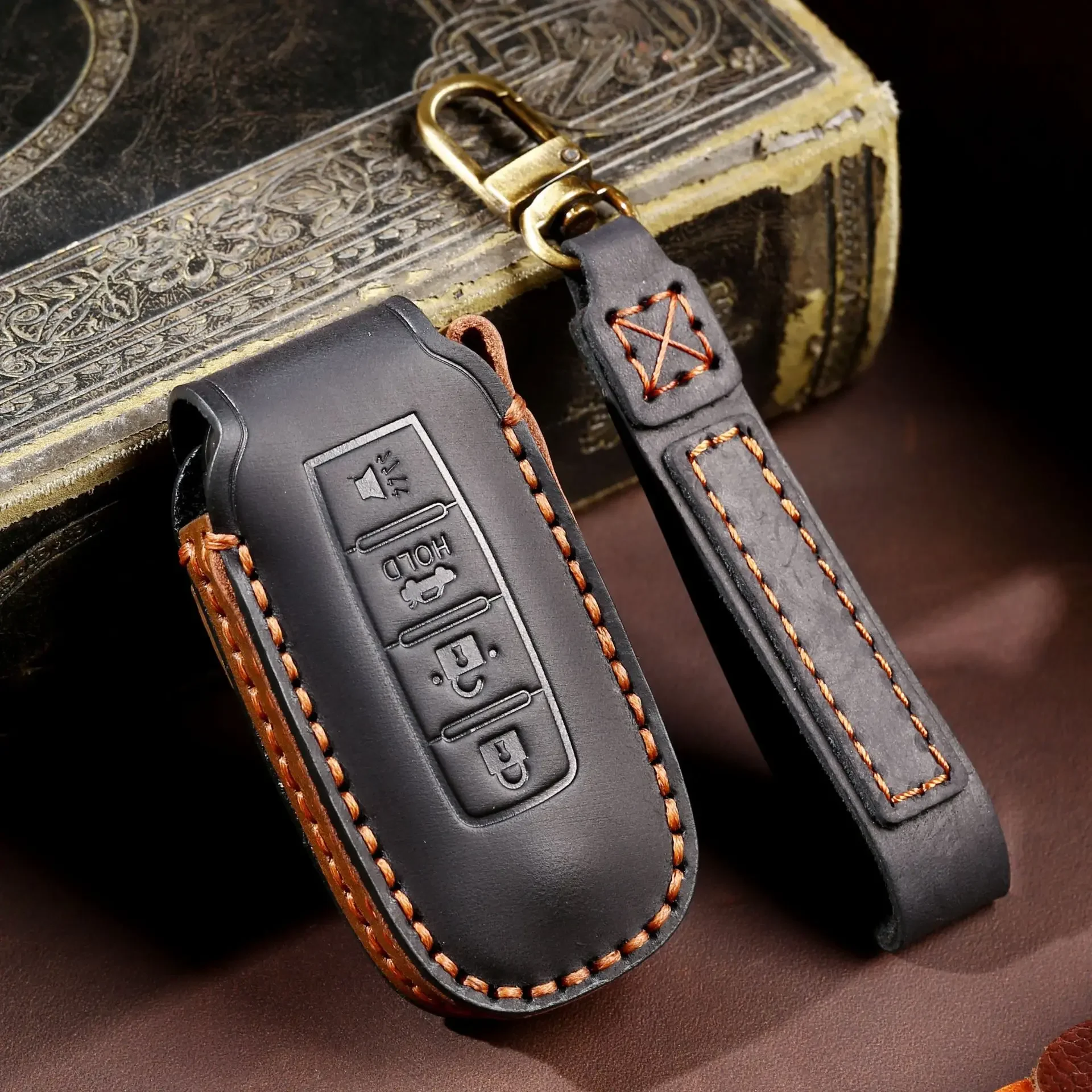 

1pc Car Key Case Cover Fob Protector Leather Keychain Holder Accessories For Venucia D60 T60ev T70 T90 M50v Keyring Shell Bag