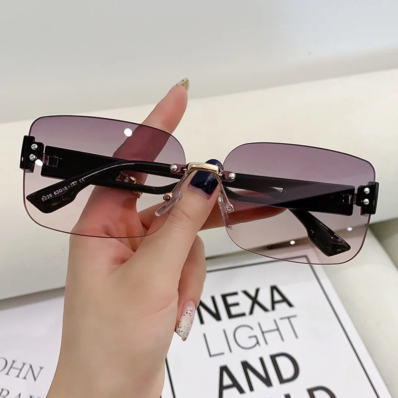 Men Vintage Rimless Sunglasses With Wide Leg Women Color Lens Sun Glasses Luxury Brand Designer Eyewear Shades UV400 Goggles