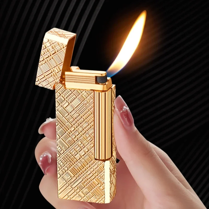 2024 DERUI Metal Retro Mini Oblique Fire Inflatable Lighter Exquisitely Carved Side Pulley Ignite Gas Pipe Lighters Smoking Gift