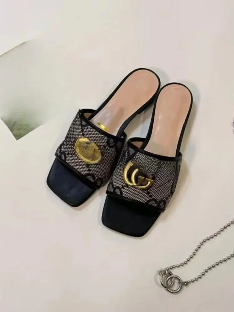 Summer Square-Toe Embroidered Buckle Flat Sandals Non-Slip Outdoor Slippers for Women Men Beach Walking