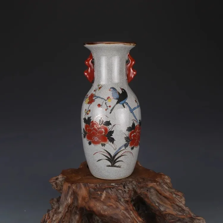 Old Chinese porcelain pastel Flower and bird pattern amphora vase for the Qianlong Festival