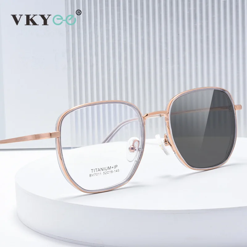 

VKYEE Ультралегкие фотохромные очки из чистого титана с геометрическим дизайном и защитой от синего света, доступны по индивидуальному заказу по рецепту