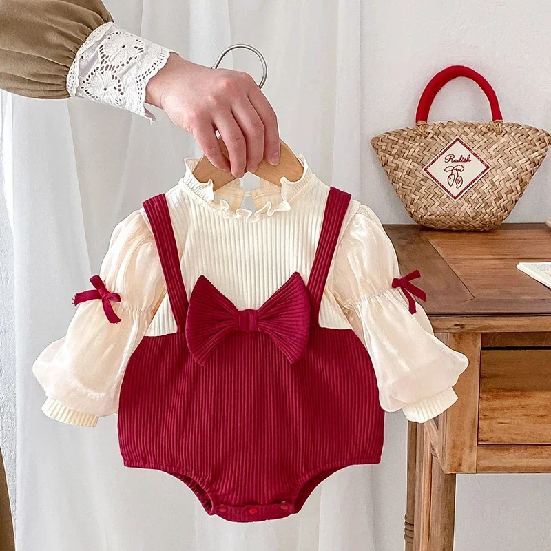 

Детский вязаный красный кружевной комбинезон принцессы с рюшами и большим бантом, новый рождественский комбинезон для девочек 0-24 месяцев, красный комбинезон с рукавами-фонариками, детские рождественские костюмы