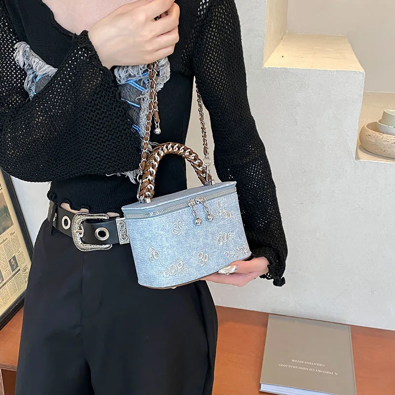 Denim Handheld Box Small Square Bag For Women New Fashion Versatile Chain Crossbody Bag Flower Pattern Embroidery Cowboy Bag