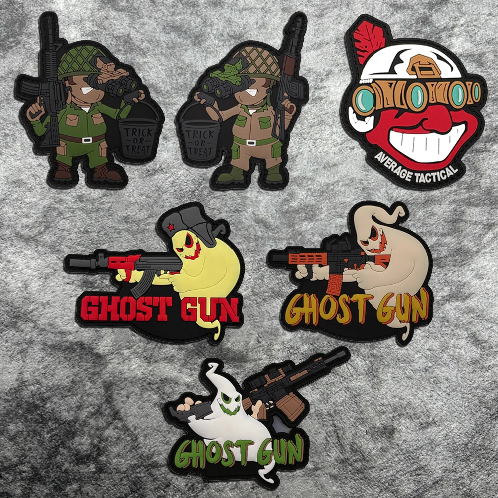 

Нашивка из ПВХ с рисунком солдата-призрака, мягкий резиновый значок с эффектом свечения в темноте, подкладка на липучке, подходит для сумок, рюкзаков, жилетов и наклеек для украшения одежды, нашивок с вышивкой