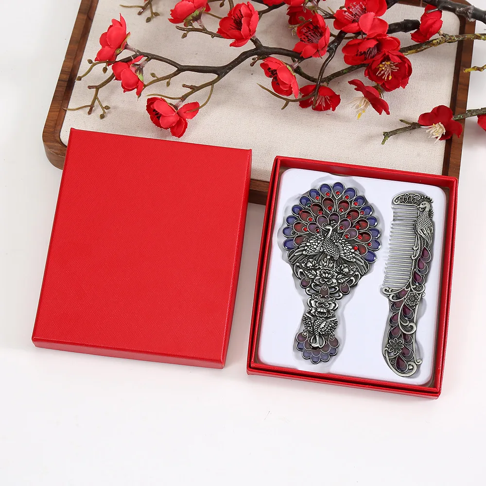 Creative Retro Butterfly Small Mirror Portable Retro Small Handle Mirror Set with Comb Festival Commemorative Gift Makeup Mirror