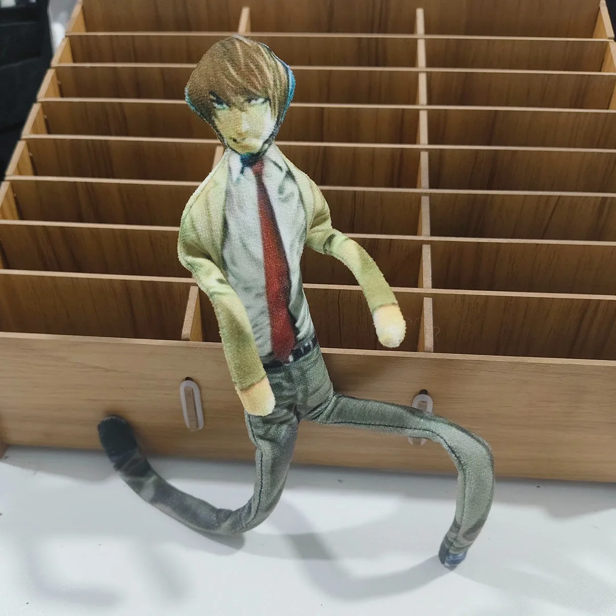 

Anime DEATH NOTE Yagami Light Cosplay Doll Funny Body Wire Skeleton Action Stuffed Dolls Accessories Ornament Gifts